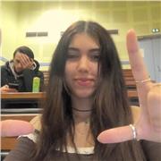 Étudiante en prépa dans une école d’ingénieure en informatique qui propose des cours en maths